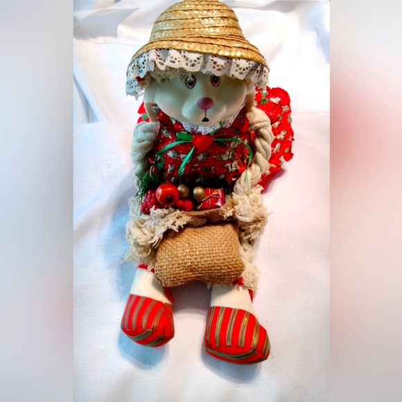 House of Lloyd 1993 Flossie Christmas Around the World - Picture 1 of 9